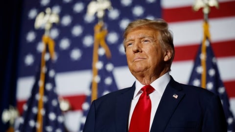 TT Trump: ‘Không phải áo phông hay tất, nước Mỹ muốn chế tạo xe tăng và công nghệ’
