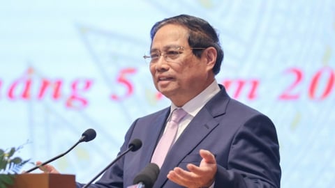 Thủ tướng: Giải quyết yêu cầu, đề xuất của doanh nghiệp trong 2 tuần
