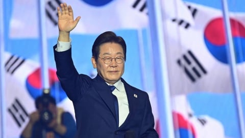 Ông Lee Jae-myung: Từ công nhân nghèo đến Tân tổng thống Hàn Quốc 