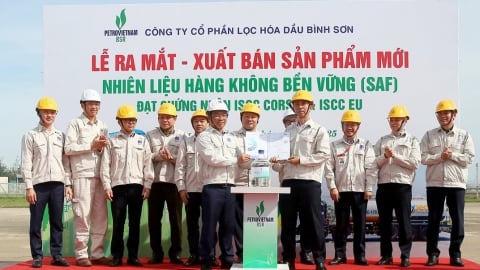 BSR xuất bán lô sản phẩm Nhiên liệu hàng không bền vững (SAF)