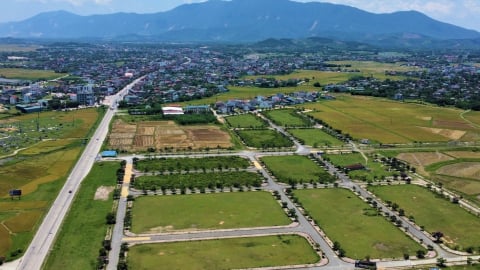 Khu đô thị trăm tỷ, bỏ hoang 10 năm không ai mua