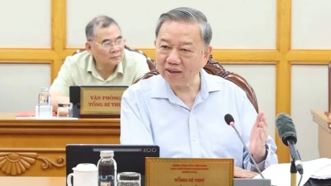 Tổng Bí thư: 'Kéo dài việc sử dụng cán bộ không chuyên trách đến 31/5/2026'