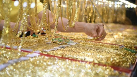 Mở cửa nhập khẩu vàng: Dẹp nạn dùng 'vàng lậu' để sản xuất vàng trang sức?