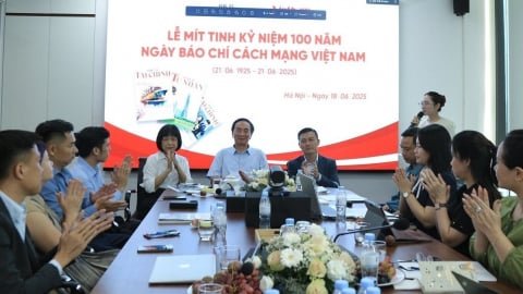 VietnamFinance tổ chức mít tinh kỷ niệm 100 năm Ngày Báo chí Cách mạng Việt Nam