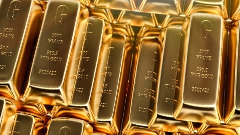 Cảnh báo: Vàng trượt giá, mất mốc 3.000 USD/ounce vào cuối năm