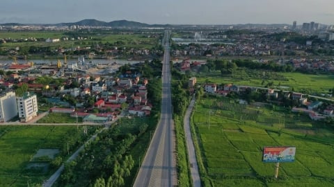 Rút khỏi phố, xuống tiền đất tỉnh: Cơ hội hay canh bạc?