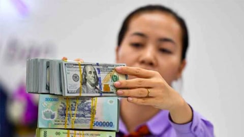 Lãi suất liên ngân hàng bất ngờ giảm sâu 