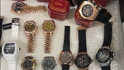 Hai Tiktoker bị điều tra vì bán hàng giả, thu giữ loạt siêu xe và tiền mặt