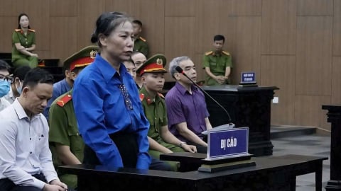 Bà Hoàng Thị Thuý Lan khai nhận của Nguyễn Văn Hậu 25 tỷ và 1 triệu USD