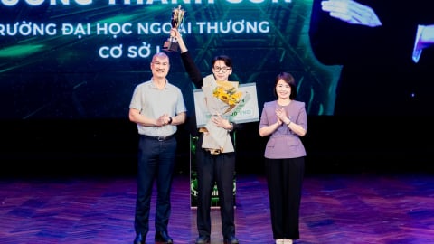 Chung kết I-INVEST! 2025: Hành trình tri thức khép lại bằng chiến thắng của Trương Thanh Sơn
