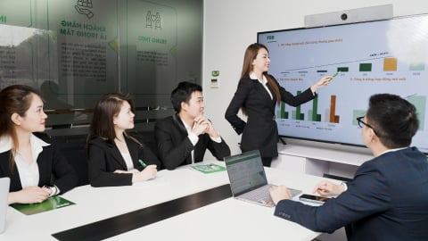 Chốt thưởng cổ phiếu khủng 1.200%, F88 dọn đường cho cổ đông đại chúng