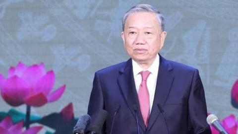 Tổng Bí thư: 'Cả dân tộc cùng hành quân tới tương lai rực rỡ'