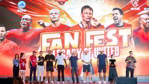 'Ngắm' dàn sao huyền thoại Manchester United 'đổ bộ' Đà Nẵng