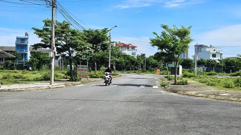 Đất nền vùng ven Đà Nẵng: Đứt thanh khoản, nhà đầu tư chờ giá về đáy