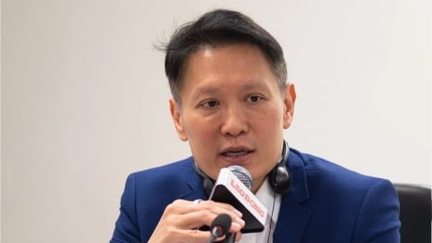 CEO Binance bất ngờ tới Việt Nam
