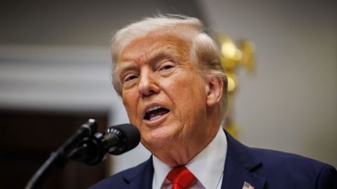 TT Trump doạ áp thuế 100%, các đối tác kinh tế của Nga vào tầm ngắm