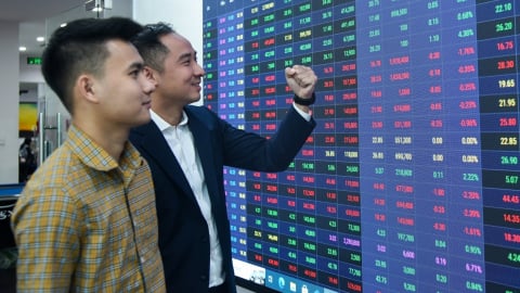 Nhiều mã cổ phiếu 'ngược dòng' khi thị trường điều chỉnh