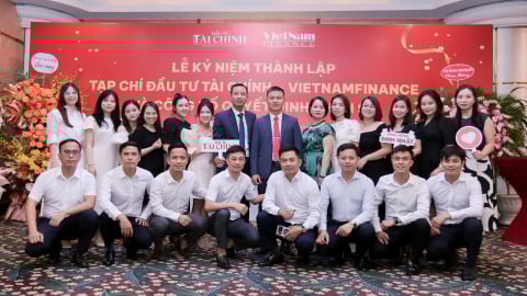Làm báo bằng tinh thần  'Chính - trí - chuyên - tâm'