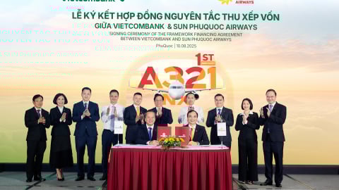 Vietcombank đồng hành cùng Sun PhuQuoc Airways chắp cánh đội bay tương lai