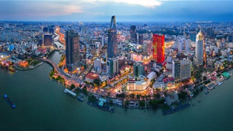 'Chính sách tài khóa không chỉ là bệ đỡ mà phải trở thành lực kéo tăng trưởng'