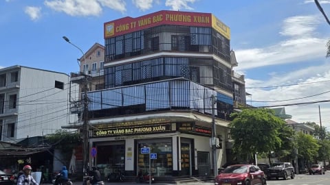 Chủ tịch và Phó giám đốc một doanh nghiệp vàng bạc bị khởi tố