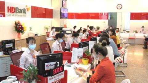 HDBank ưu đãi phí cho khách hàng mở tài khoản doanh nghiệp