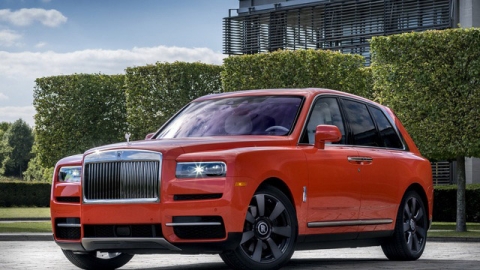 Triệu hồi Rolls-Royce Phantom, Cullinan do lỗi camera lùi