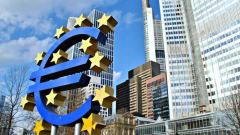 ECB tăng cường giám sát các ngân hàng có quan hệ với Nga