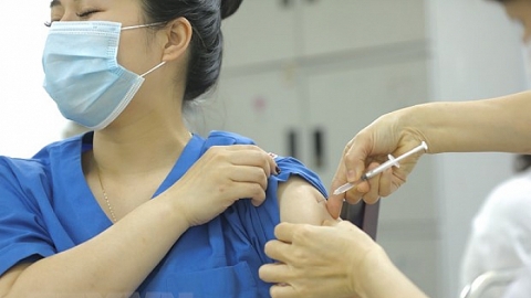 Việt Nam không ghi nhận ca mắc mới, hơn 24.000 người đã tiêm vaccine