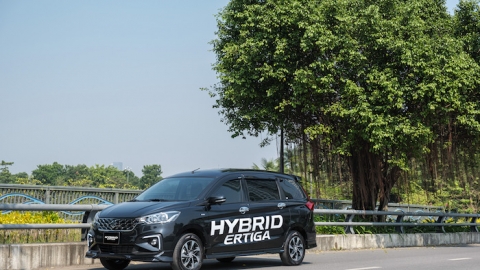 Hồi vốn ‘siêu tốc’ nhờ dùng Hybrid Ertiga kinh doanh xe dịch vụ