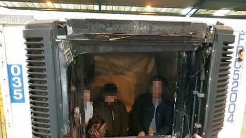 Anh phạt tù đối tượng đưa 10 người Việt xâm nhập trái phép bằng xe đông lạnh