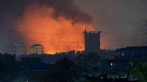 Biểu tình Myanmar: Nhà máy Trung Quốc lại bị phóng hỏa, thêm 7 người thiệt mạng