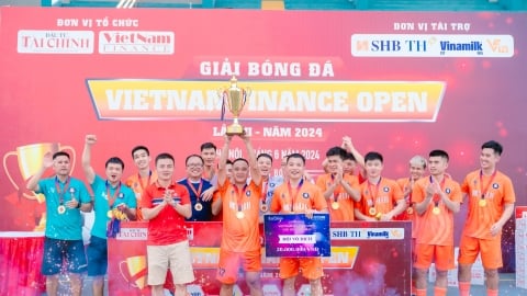 SHB lần thứ 2 vô địch Giải bóng đá VietnamFinance Open 