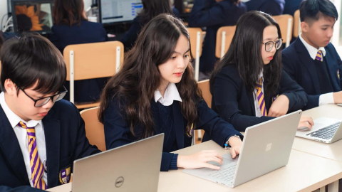 Học trường tư 12 năm hết gần 3 tỷ: Mua căn chung cư hay đầu tư cho giáo dục