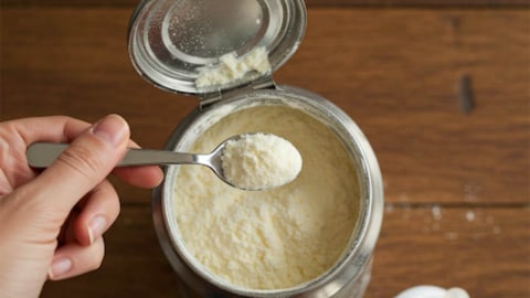 Cơ quan chức năng vạch rõ thủ đoạn sản xuất sữa giả, thuốc giả