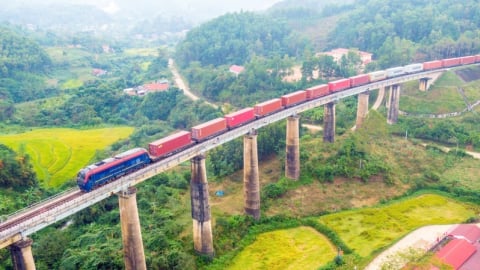 'Xây dựng danh mục công việc tại các dự án đường sắt để giao cho DN Việt Nam'