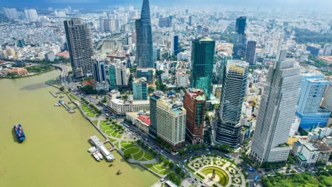 Trung tâm tài chính quốc tế: Điểm tựa vững chắc hay điểm yếu dễ tổn thương?
