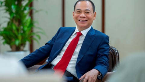 Tỷ phú Phạm Nhật Vượng thiết lập kỷ lục tài sản, bất ngờ vượt Chủ tịch Samsung