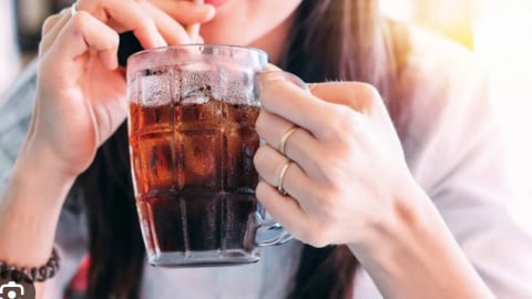'Đánh thuế nước ngọt sớm, không để thế hệ con em bị béo phì, nhiễm bệnh'