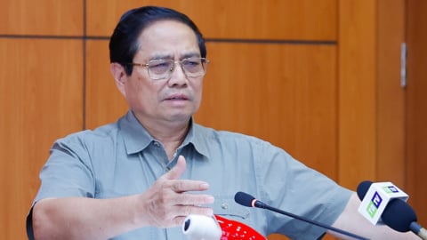 Thủ tướng: 'Thái Bình cần lấn biển và làm ngay đường 10 làn nối với Hưng Yên'