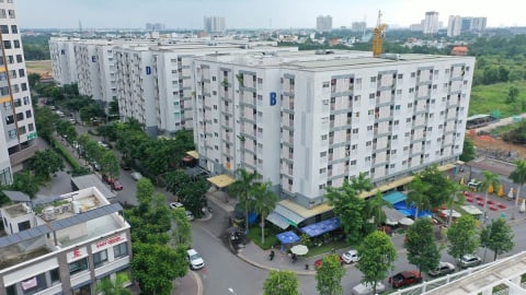 Giám đốc 'phù phép' bảng lương để mua nhà ở xã hội