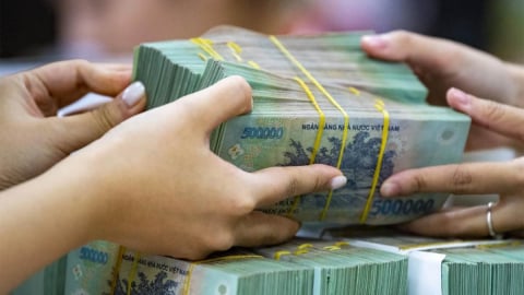 Chịu nhiều sức ép, lãi suất tiết kiệm khó giữ ở mức thấp