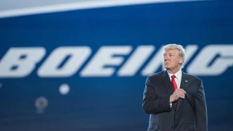 TT Trump và Elon Musk mâu thuẫn, Boeing chớp 'cơ hội vàng'