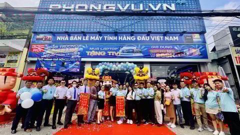 So găng hai ‘ông lớn’ chuyên bán máy tính Phong Vũ và Phúc Anh