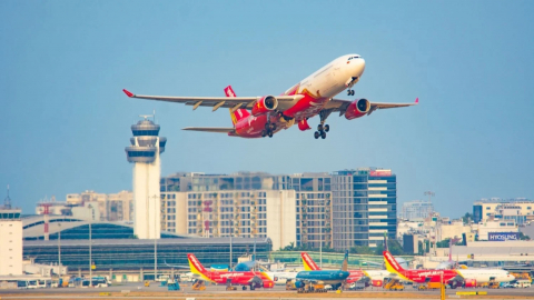 Địa phương muốn hạ giá vé máy bay để thu hút du lịch: Bộ Xây dựng nói gì? 