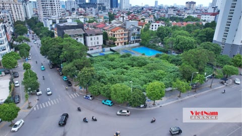 Cận cảnh 'đất vàng' Hà Nội bỏ hoang suốt hai thập kỷ, bị sử dụng sai mục đích 