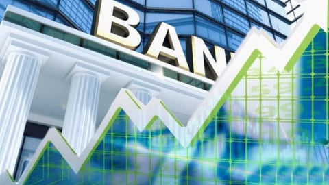 Cổ phiếu ngân hàng bứt tốc từ đáy, còn dư địa tăng trưởng?