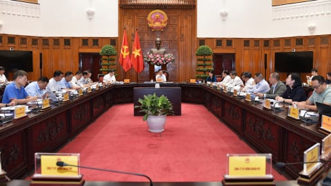 Phó Thủ tướng họp cùng DN về tính thuế chuyển nhượng BĐS, cổ phiếu
