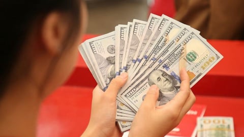 Giá USD ngân hàng lên mức cao mới