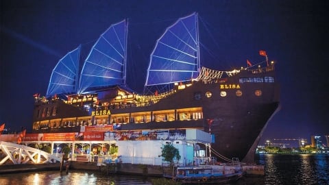 Ngân hàng đấu giá nhà hàng nổi lớn nhất Việt Nam